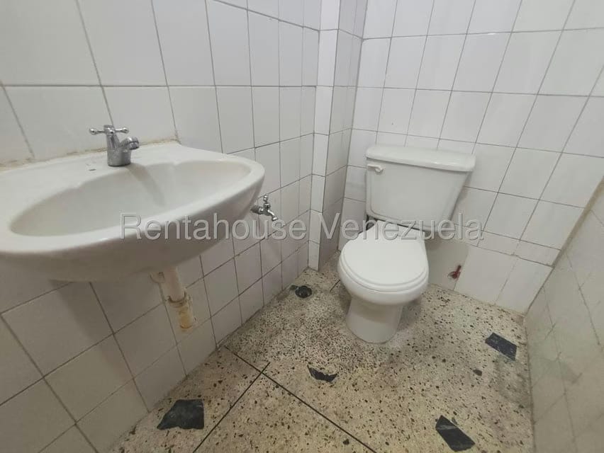 Comercial (Local Comercial) en Alquiler en San Ignacio, Aragua - 13