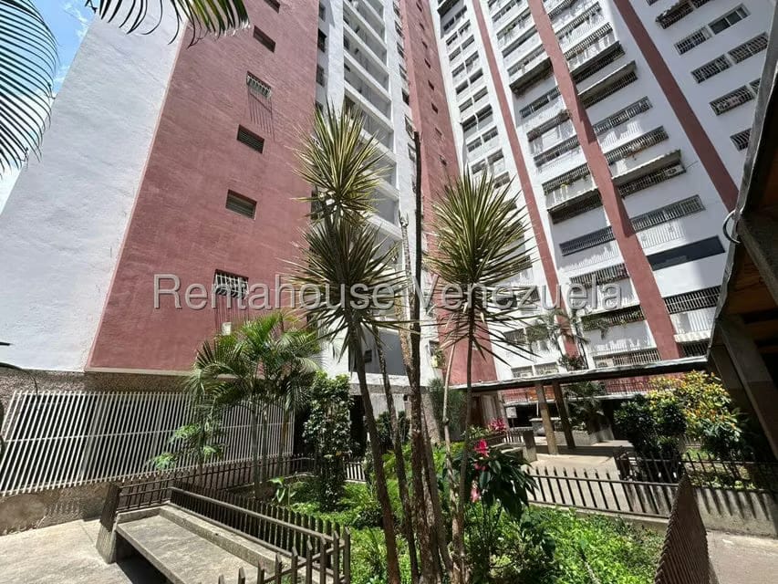 Apartamento (1 Nivel) en Venta en El Valle, Distrito Metropolitano - 16