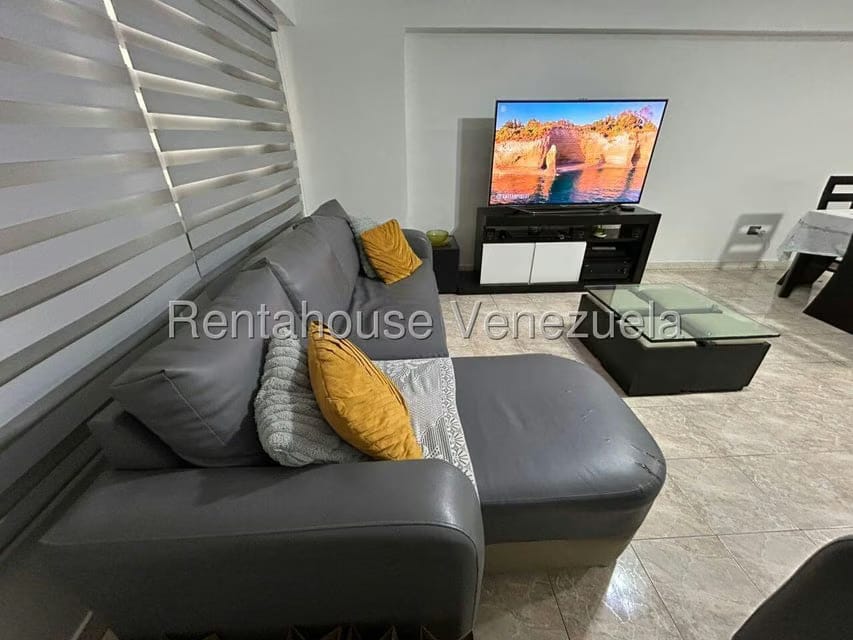 Apartamento (1 Nivel) en Venta en El Valle, Distrito Metropolitano - 17