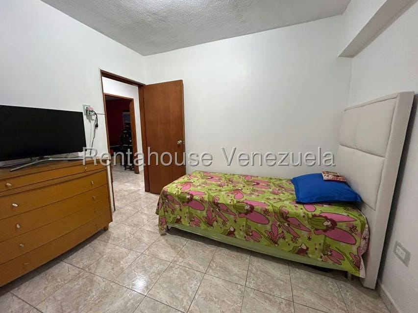 Apartamento (1 Nivel) en Venta en El Valle, Distrito Metropolitano - 20