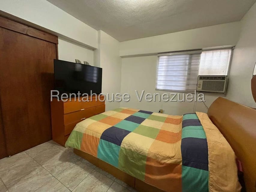 Apartamento (1 Nivel) en Venta en El Valle, Distrito Metropolitano - 8