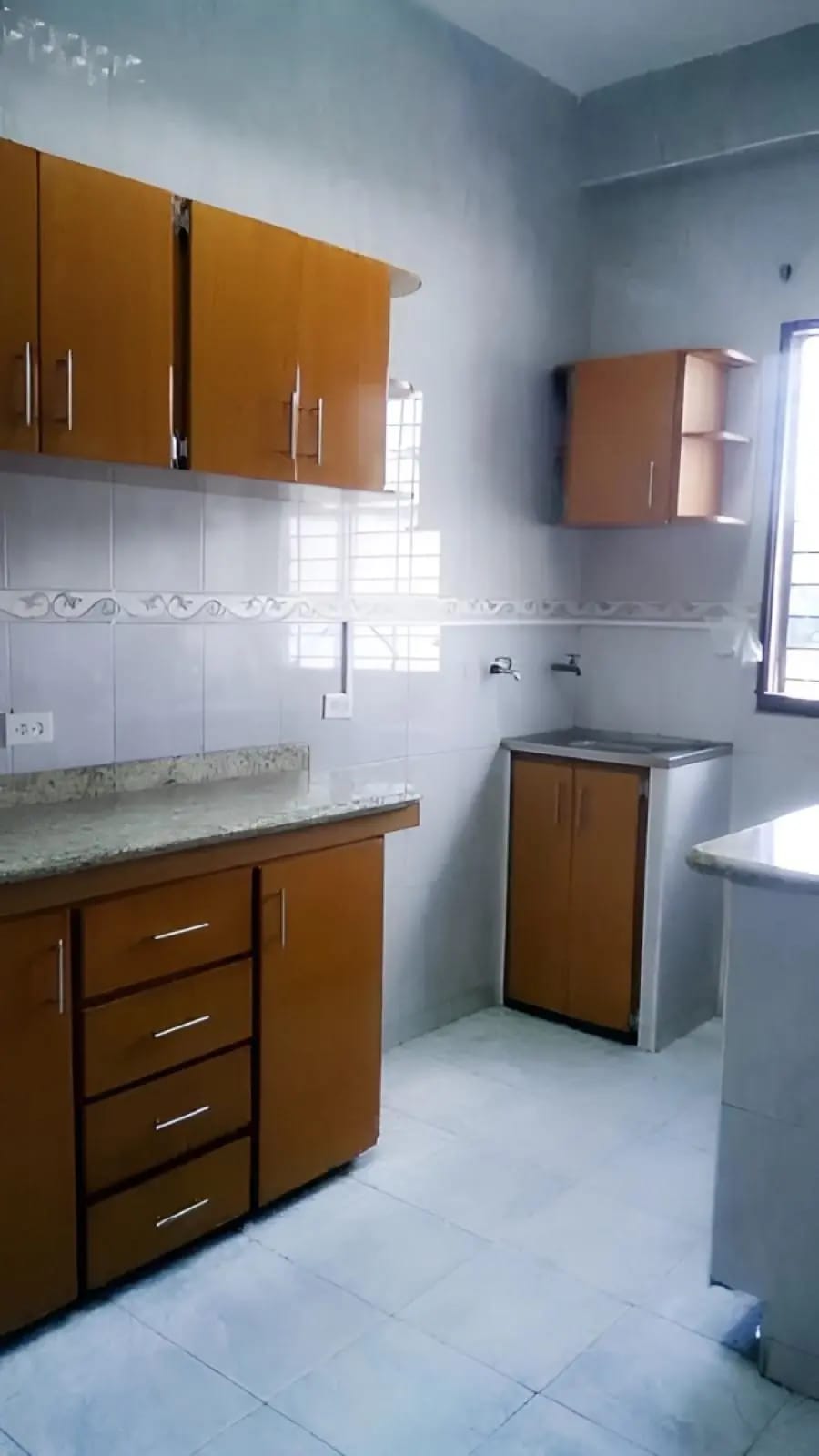 Oficina en Alquiler en Los Chaguaramos - 5