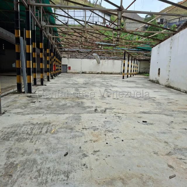 Comercial (Galpon - Deposito) en Alquiler en Macarao, Distrito Metropolitano - 5