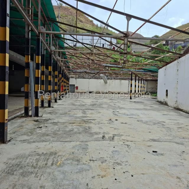 Comercial (Galpon - Deposito) en Alquiler en Macarao, Distrito Metropolitano - 6