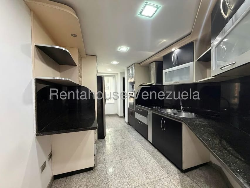 Apartamento (1 Nivel) en Alquiler en El Rosal, Distrito Metropolitano - 9
