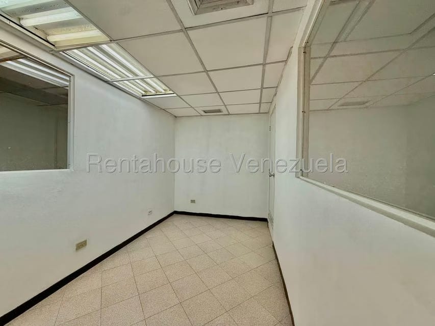 Comercial (Oficina) en Alquiler en Chacao, Distrito Metropolitano - 15