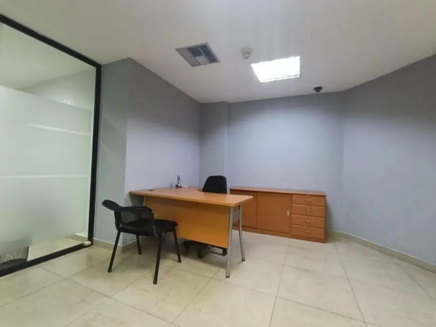 Oficina en Alquiler en Barquisimeto - 4