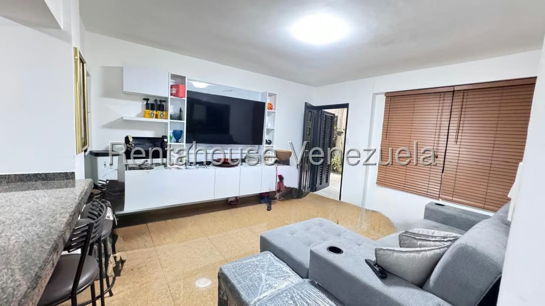 Apartamento (Planta Baja) en Venta en Chacao, Distrito Metropolitano - 4