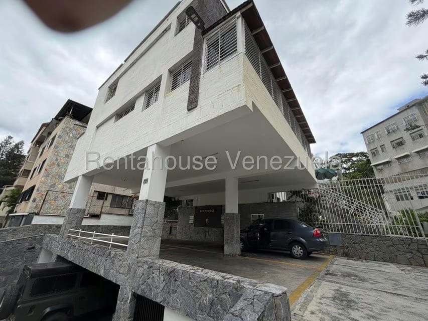Apartamento (Penthouse) en Alquiler en Los Naranjos de Las Mercedes, Distrito Metropolitano