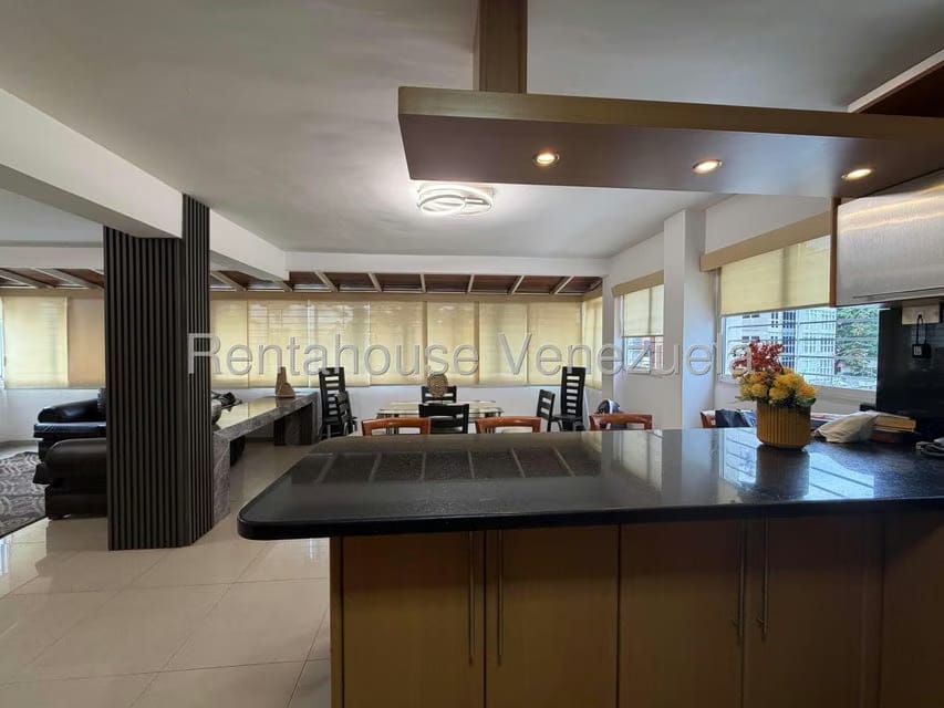 Apartamento (Penthouse) en Alquiler en Los Naranjos de Las Mercedes, Distrito Metropolitano - 3