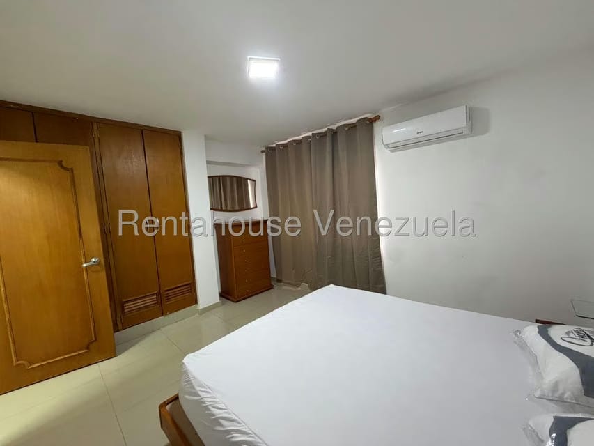 Apartamento (Penthouse) en Alquiler en Los Naranjos de Las Mercedes, Distrito Metropolitano - 10