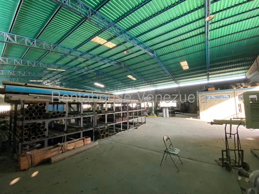 Comercial (Industrial) en Venta en Circunvalacion Sur, Portuguesa - 17