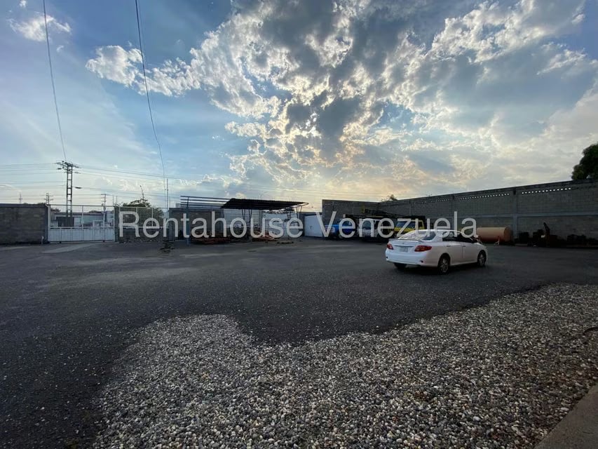 Industrial en Venta en Circunvalacion Sur, Portuguesa - 29