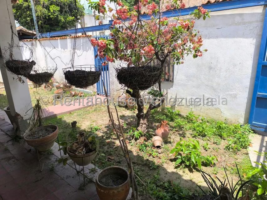 Casa (1 Nivel) en Venta en El Paraiso, Distrito Metropolitano - 25