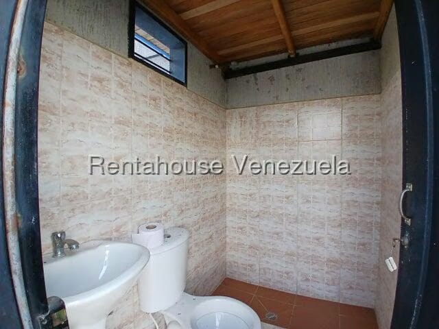 Comercial (Local Comercial) en Venta en La Mata, Lara - 33