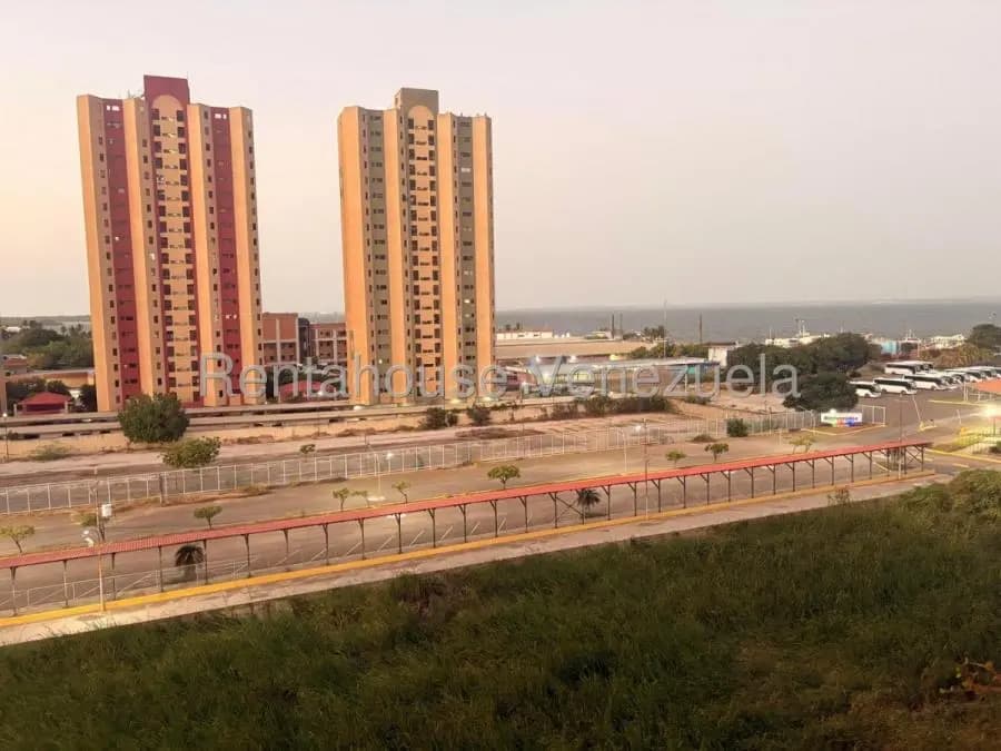 Apartamento en Venta en Maracaibo - 2
