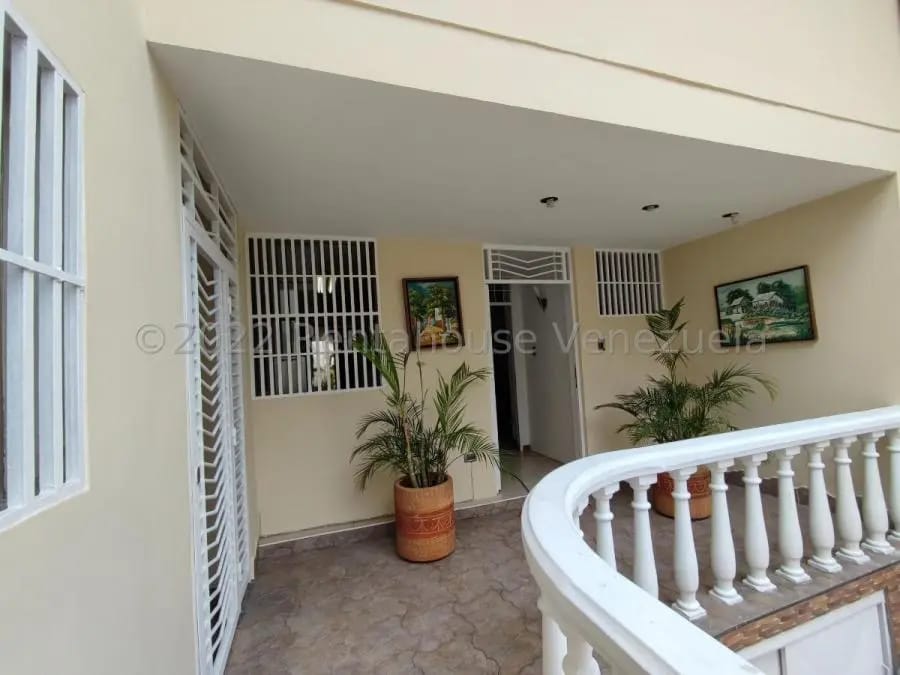 Casa en Venta en Santa Ines Caracas