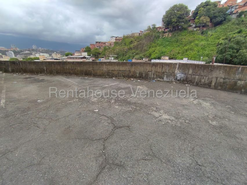 Comercial (Local Comercial) en Alquiler en Parroquia Santa Rosalia, Distrito Metropolitano - 23