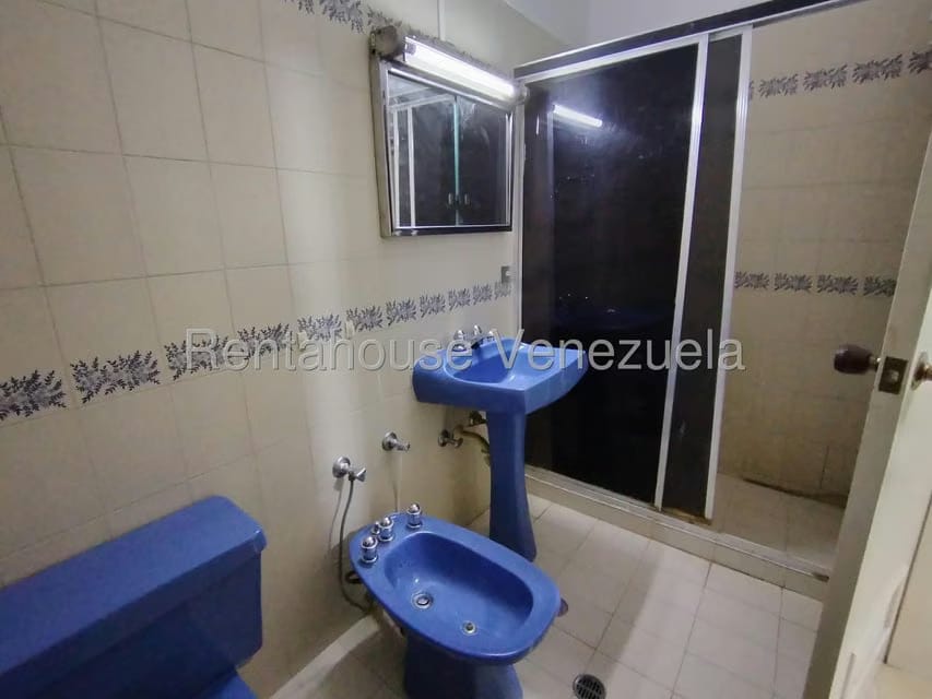Apartamento (1 Nivel) en Alquiler en Macaracuay, Distrito Metropolitano - 16