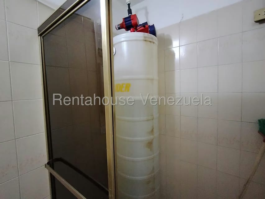 Apartamento (1 Nivel) en Alquiler en Macaracuay, Distrito Metropolitano - 19