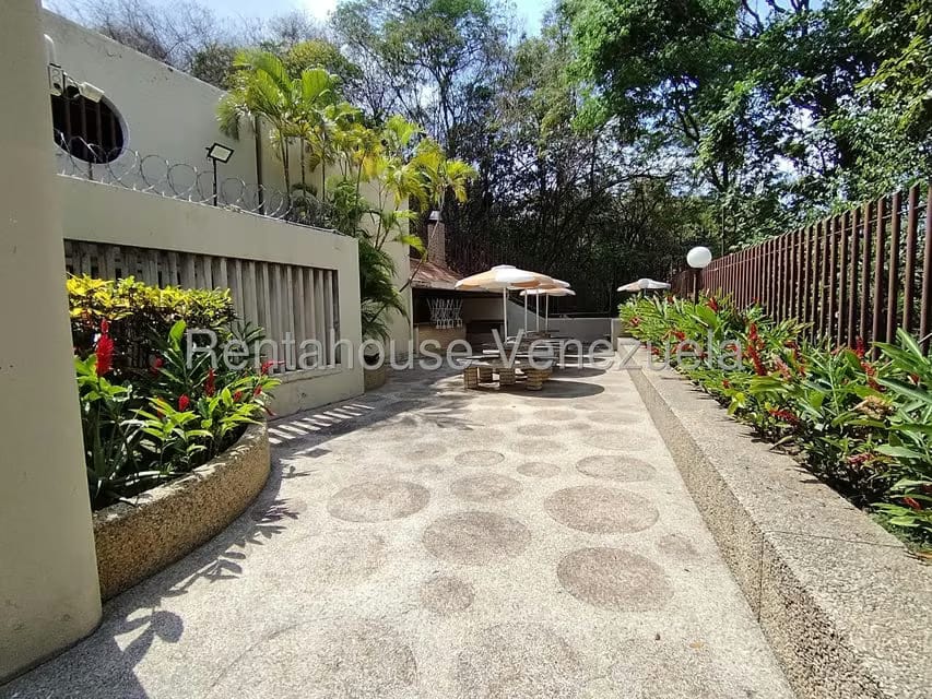 Apartamento (1 Nivel) en Alquiler en Macaracuay, Distrito Metropolitano - 32