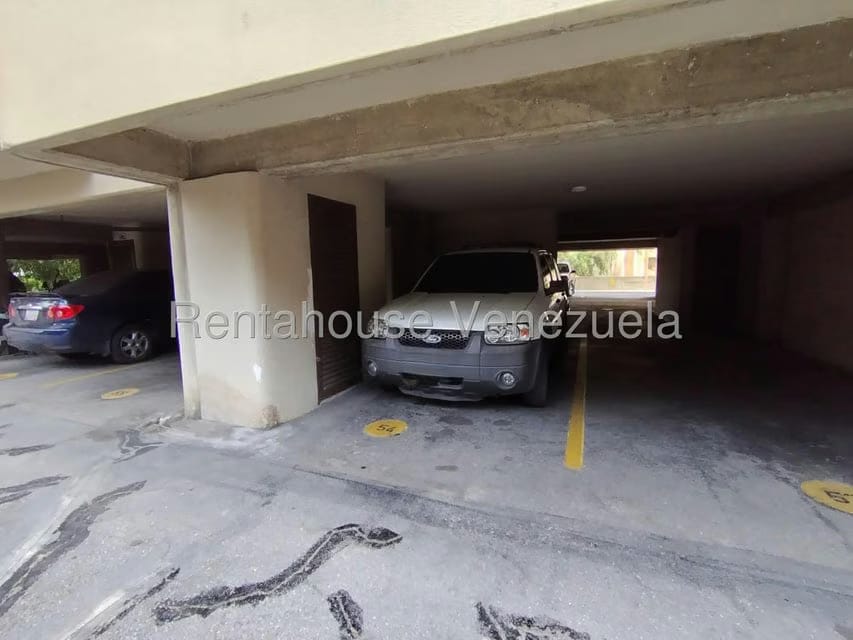 Apartamento (1 Nivel) en Alquiler en Macaracuay, Distrito Metropolitano - 35