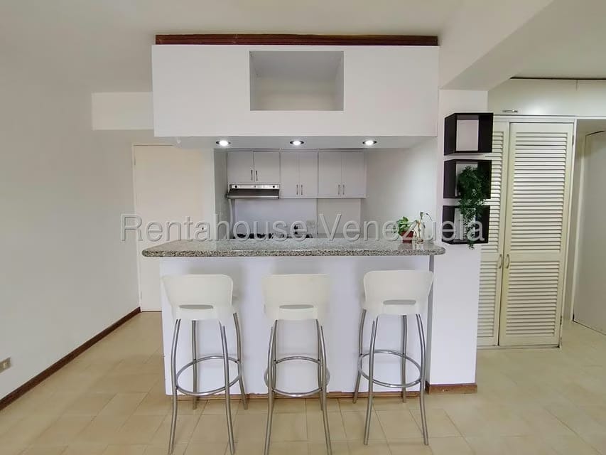 Apartamento (1 Nivel) en Alquiler en Macaracuay, Distrito Metropolitano - 6