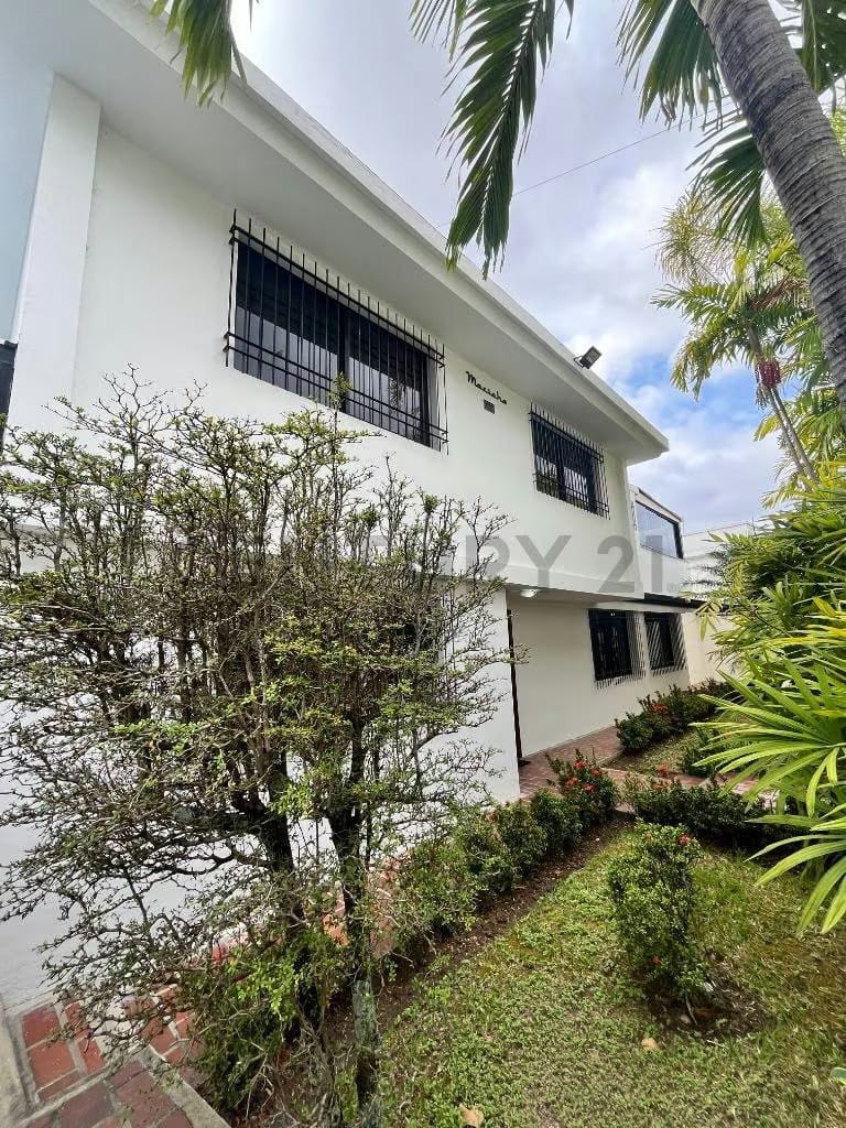 Casa Remodelada En Urb Sebucan 5 ha/4ba/5pe 566mts2 - 2