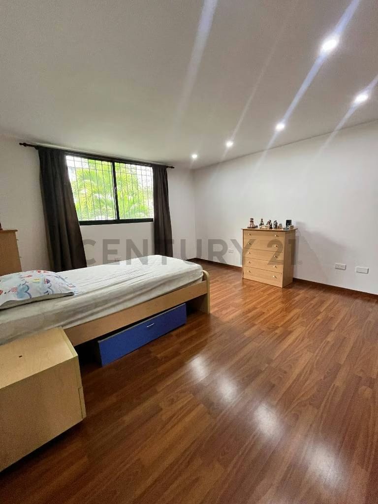 Casa Remodelada En Urb Sebucan 5 ha/4ba/5pe 566mts2 - 18