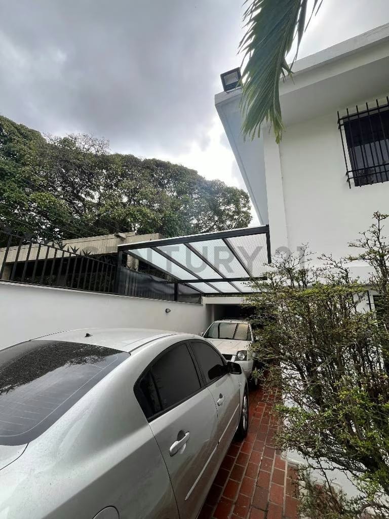 Casa Remodelada En Urb Sebucan 5 ha/4ba/5pe 566mts2 - 40