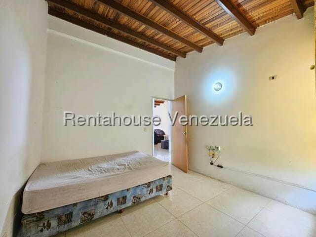 Casa (1 Nivel) en Alquiler en Trigalena, Lara - 11