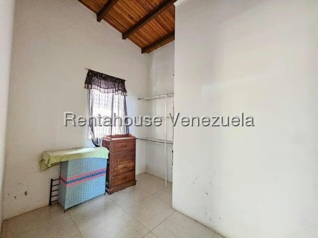 Casa (1 Nivel) en Alquiler en Trigalena, Lara - 12