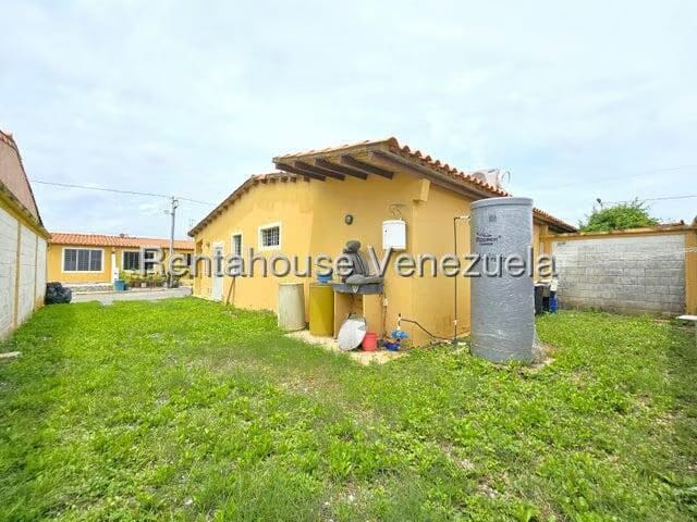 Casa (1 Nivel) en Alquiler en Trigalena, Lara - 15