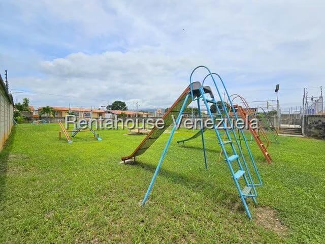 Casa (1 Nivel) en Alquiler en Trigalena, Lara - 16