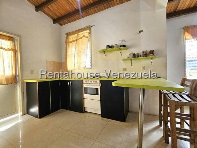 Casa (1 Nivel) en Alquiler en Trigalena, Lara - 6