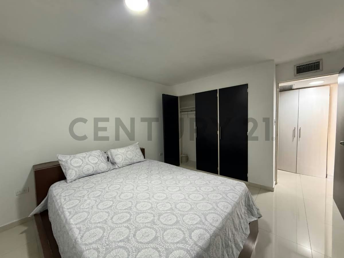 EN VENTA APARTAMENTO EN LECHERIA C R MARINA DEL REY - 6