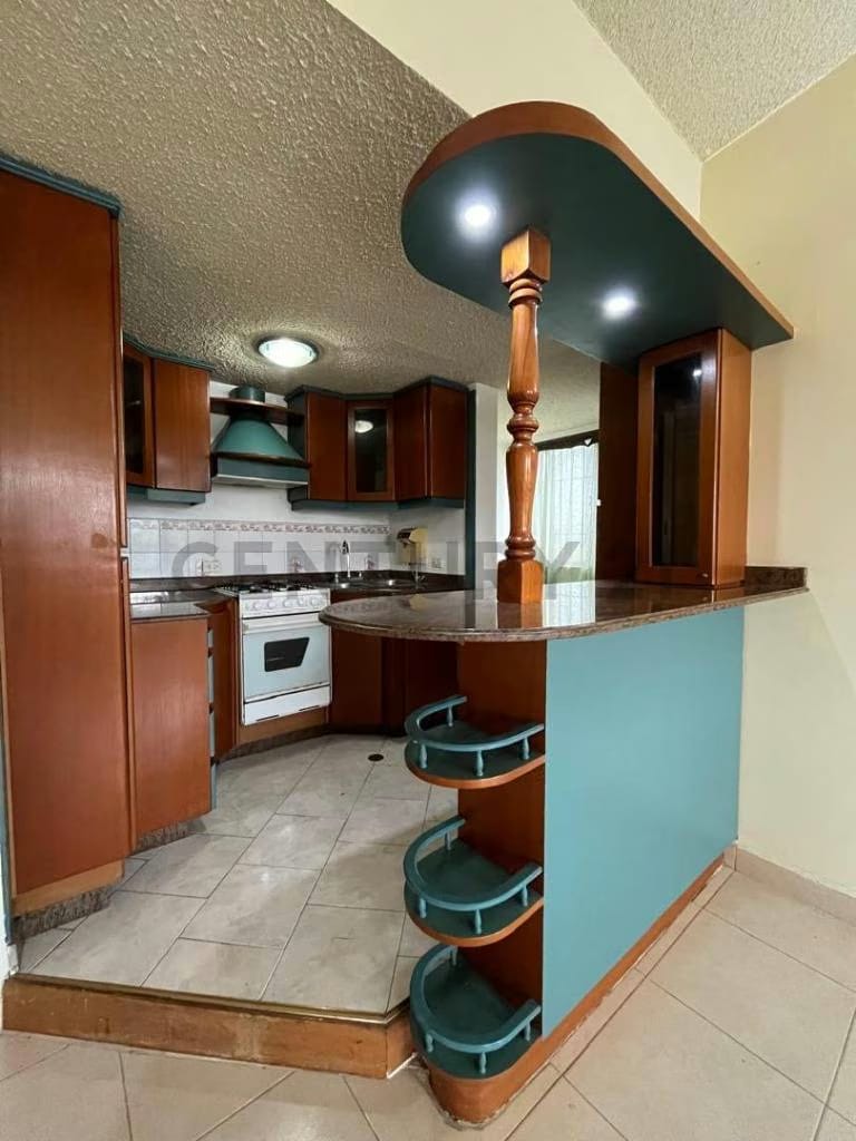 Se Vende Apartamento Res. La Quinta Los Teques - 4