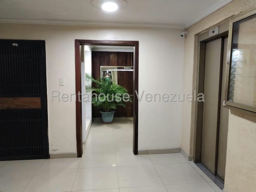 Apartamento (1 Nivel) en Venta en La Granja, Carabobo - 8