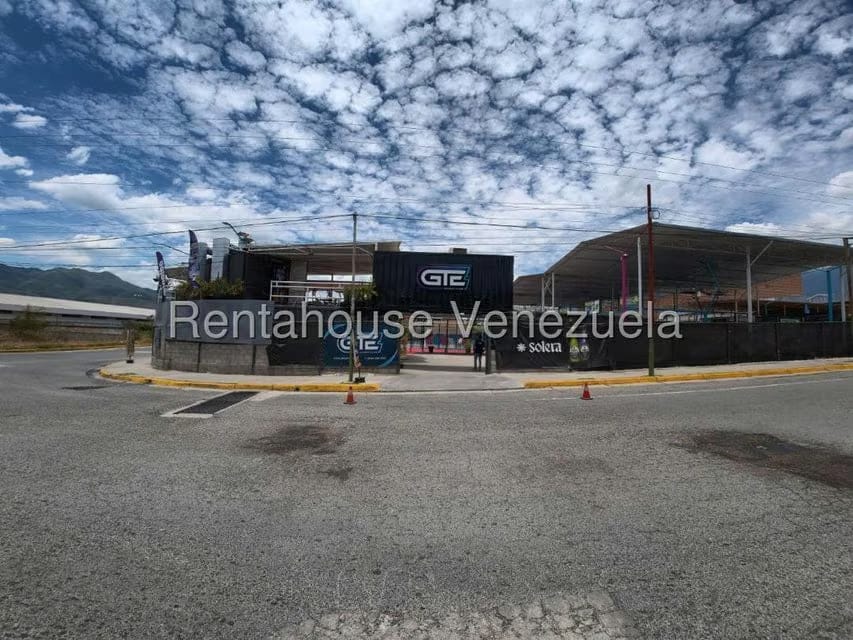 Terreno (Comercial) en Venta en Vega Arriba, Miranda