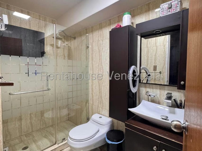 Apartamento (1 Nivel) en Venta en El Cigarral, Distrito Metropolitano - 18