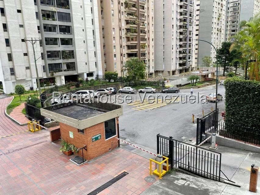 Apartamento (1 Nivel) en Venta en El Cigarral, Distrito Metropolitano - 23