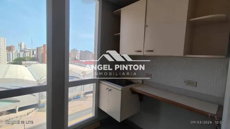 Oficina en Alquiler en Maracaibo - 4