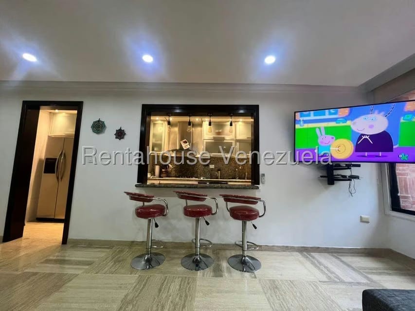 Apartamento (1 Nivel) en Alquiler en Colinas de La Tahona, Distrito Metropolitano - 7