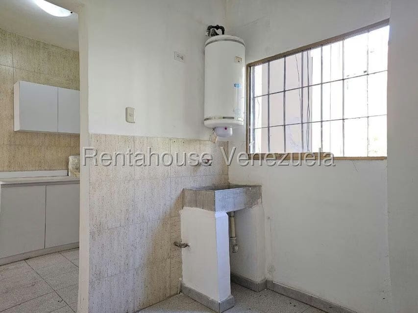 Comercial (Edificio) en Venta en Las Mercedes, Distrito Metropolitano - 103