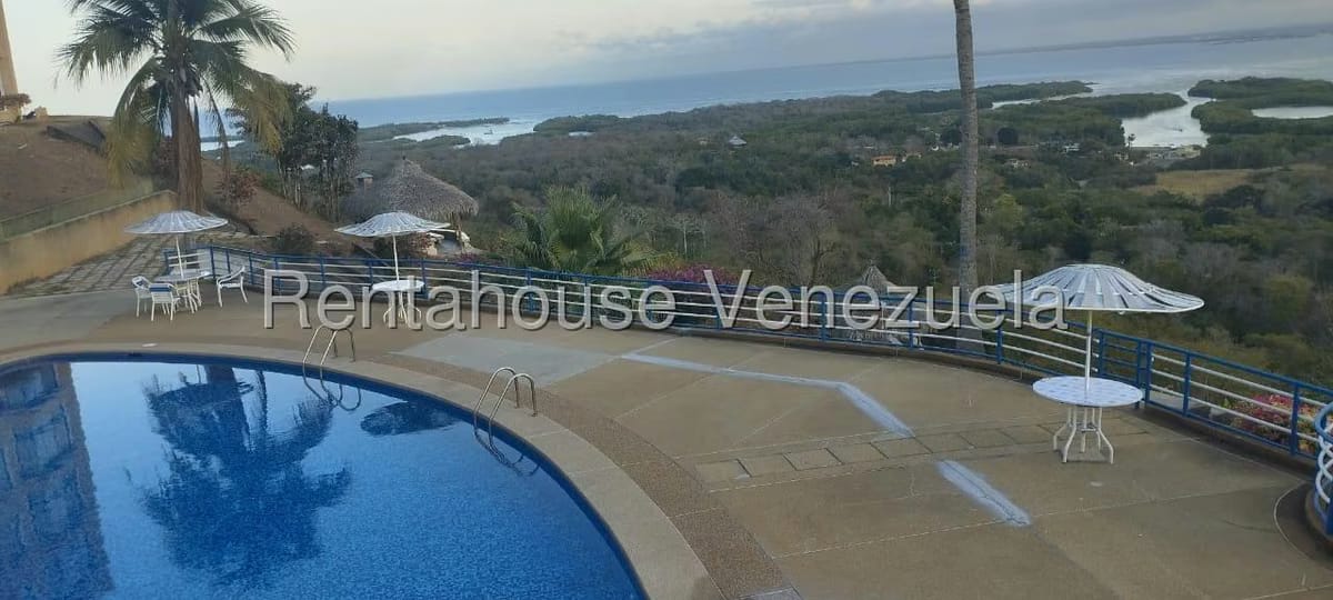 Apartamento (1 Nivel) en Venta en Carenero, Miranda