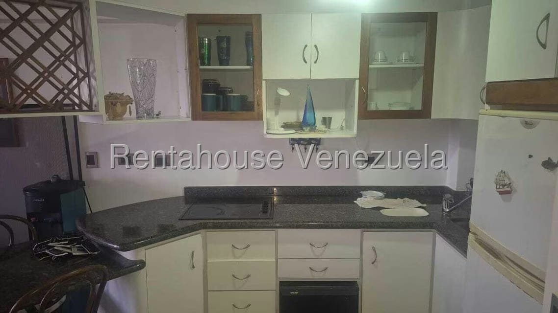 Apartamento (1 Nivel) en Venta en Carenero, Miranda - 11