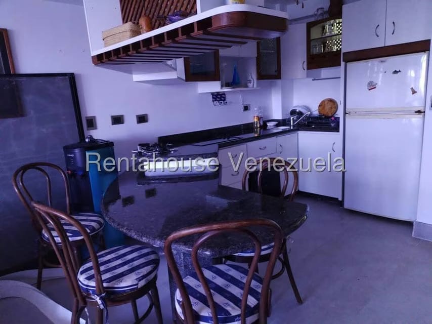 Apartamento (1 Nivel) en Venta en Carenero, Miranda - 14