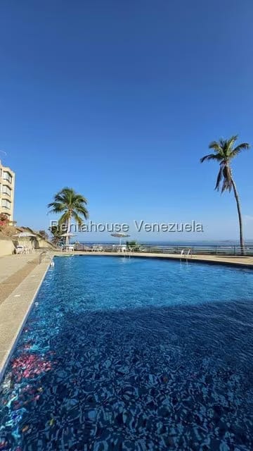 Apartamento (1 Nivel) en Venta en Carenero, Miranda - 24