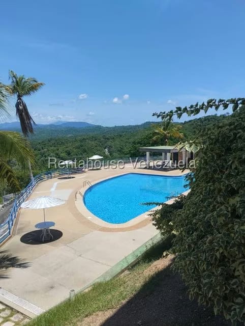 Apartamento (1 Nivel) en Venta en Carenero, Miranda - 33