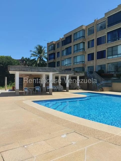 Apartamento (1 Nivel) en Venta en Carenero, Miranda - 38